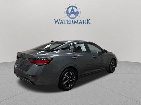 Used 2025 Nissan Sentra SV FWD image 6