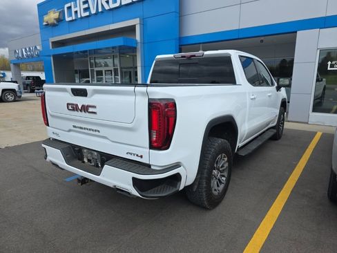 Used 2020 GMC Sierra 1500 AT4 w/ AT4 Premium Package AWD/4WD image 3