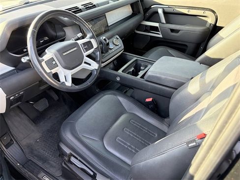 Used 2022 Land Rover Defender 90 X-Dynamic S image 5