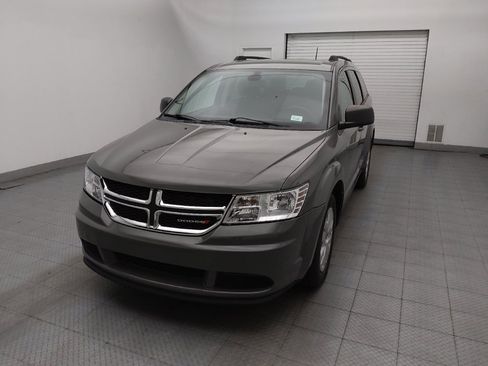 Used 2020 Dodge Journey SE FWD image 15