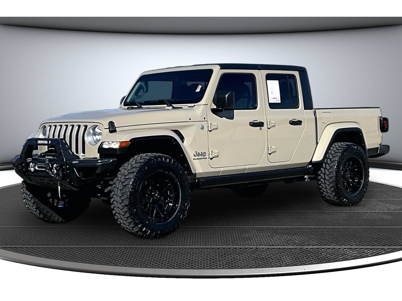 Used 2022 Jeep Gladiator Overland w/ Trailer Tow Package AWD/4WD image 17