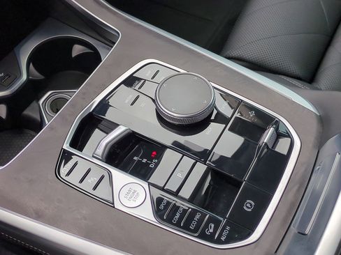 Used 2026 BMW X7 xDrive40i image 26