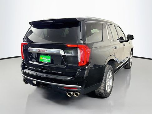 Used 2021 GMC Yukon Denali w/ Denali Premium Package AWD/4WD image 10