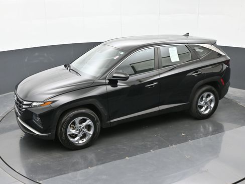 Certified 2023 Hyundai Tucson SE AWD/4WD image 32