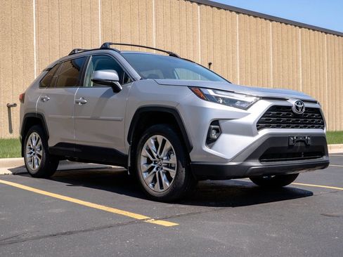Used 2025 Toyota RAV4 XLE Premium w/ Weather Package AWD/4WD image 2