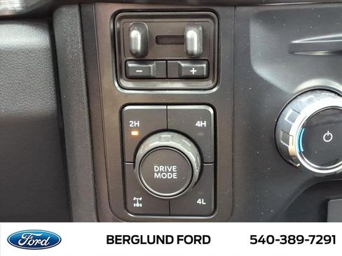 Used 2024 Ford F350 Lariat w/ Sport Appearance Package AWD/4WD image 30