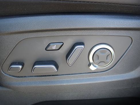 Used 2023 Hyundai Palisade Calligraphy image 11