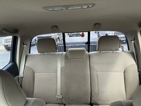 Used 2012 Toyota Tacoma PreRunner image 26