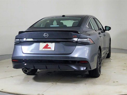 New 2026 Nissan Sentra SR w/ SR Premium Package image 6