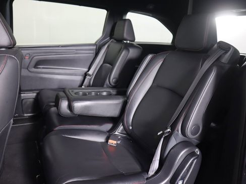 Used 2023 Honda Odyssey Sport image 31