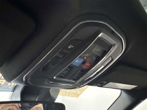 Used 2023 Jeep Grand Cherokee L Laredo image 26