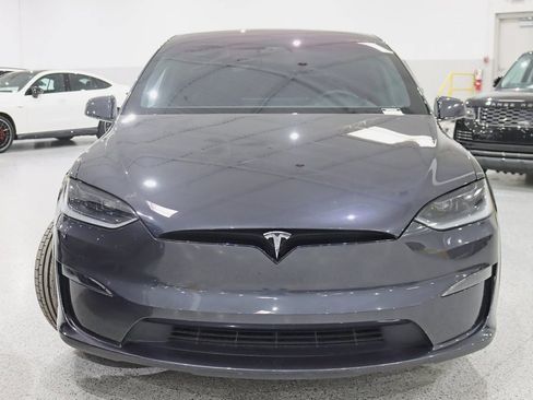 Used 2023 Tesla Model X Plaid image 8