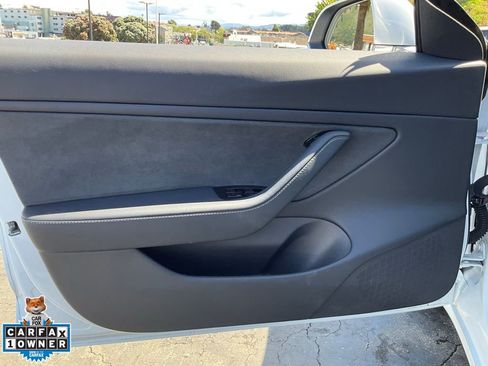 Used 2019 Tesla Model 3 Long Range image 23