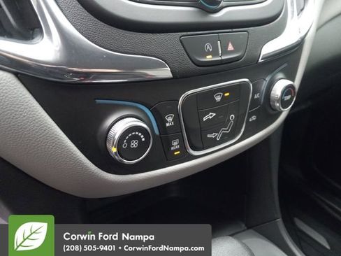 Used 2023 Chevrolet Equinox LS w/ LS Convenience Package image 17