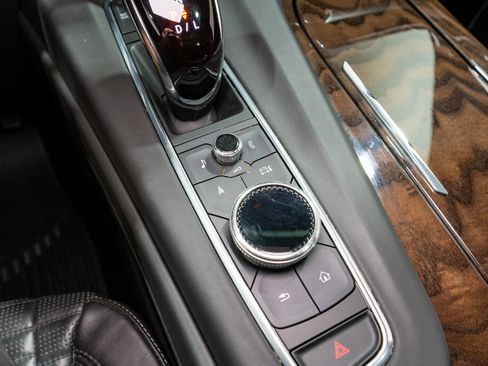 Used 2021 Cadillac Escalade Sport Platinum AWD/4WD image 26