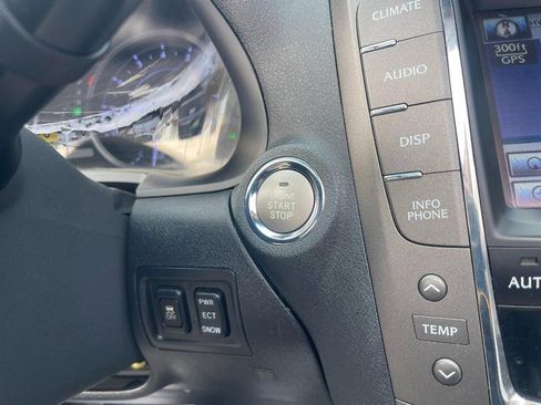 Used 2011 Lexus IS 250C w/ Luxury Pkg image 27