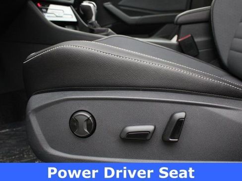 New 2026 Volkswagen Jetta SE image 3