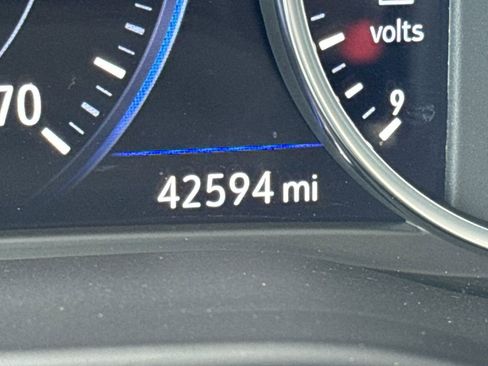 Used 2021 Buick Enclave Avenir w/ Avenir Technology Package image 26