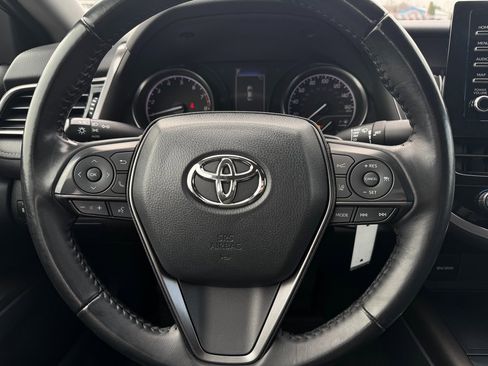 Used 2021 Toyota Camry SE image 15