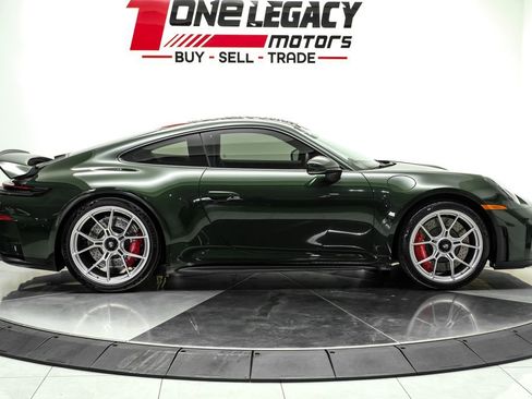 Used 2026 Porsche 911 GT3 RWD image 5