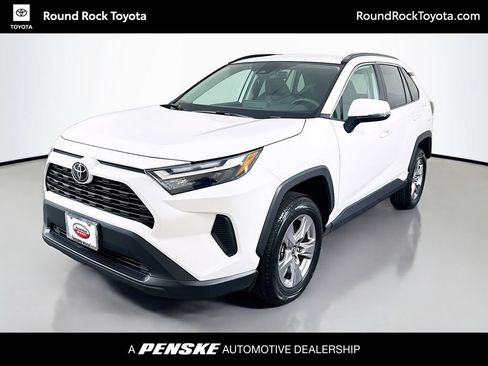 Certified 2025 Toyota RAV4 XLE FWD image 1