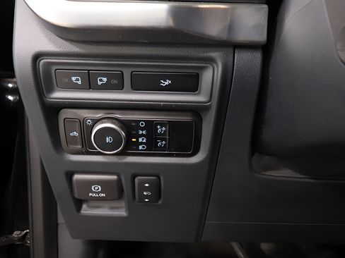 Used 2023 Ford F150 Lariat w/ Equipment Group 502A High AWD/4WD image 20