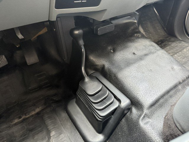Used 2015 Ford F550 4x4 Regular Cab Super Duty image 25