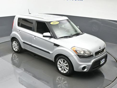 Used 2013 Kia Soul + w/ Audio Pkg image 3