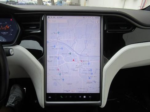 Used 2018 Tesla Model X 100D image 12