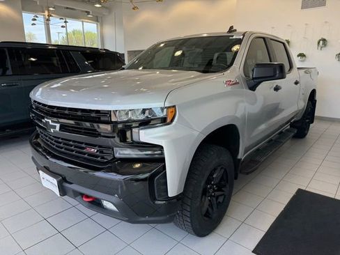 Used 2019 Chevrolet Silverado 1500 LT Trail Boss AWD/4WD image 28
