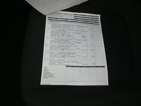 Used 2024 Toyota RAV4 LE FWD image 5