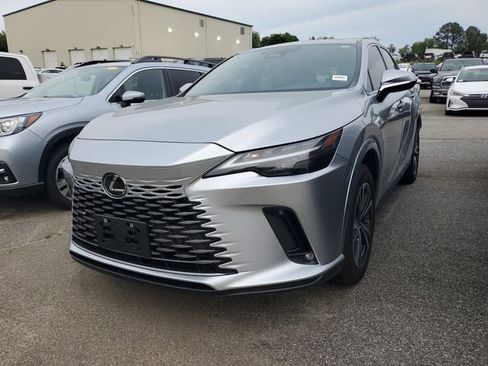 Used 2023 Lexus RX 350 Premium w/ Accessory Package FWD image 3