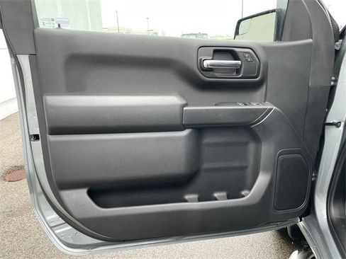 Used 2024 GMC Sierra 1500 Pro w/ Pro Value Package image 11