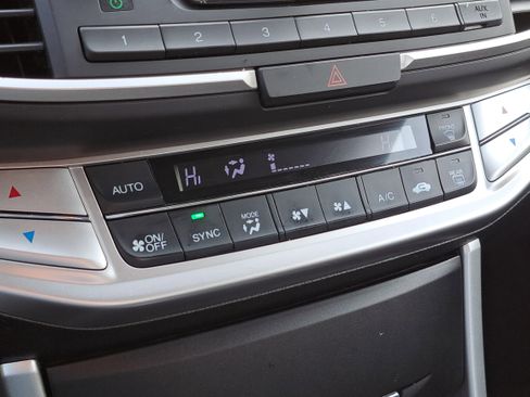 Used 2015 Honda Accord LX image 21