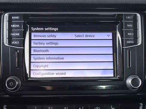 Used 2017 Volkswagen Jetta SEL FWD image 22