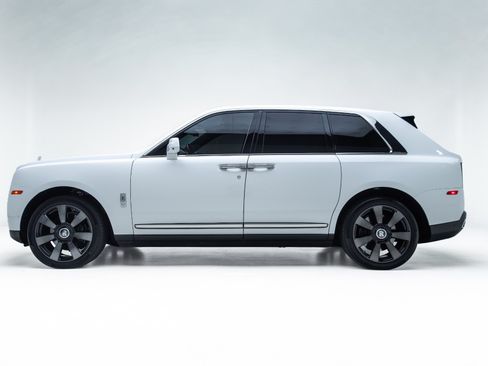 Used 2019 Rolls-Royce Cullinan AWD/4WD image 6