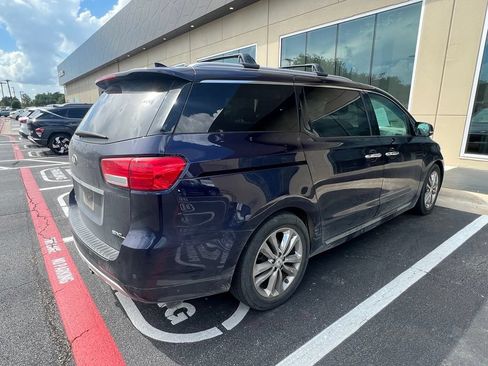 Used 2018 Kia Sedona SX Limited FWD image 6