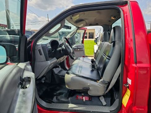 Used 2005 Ford F250 XL image 16