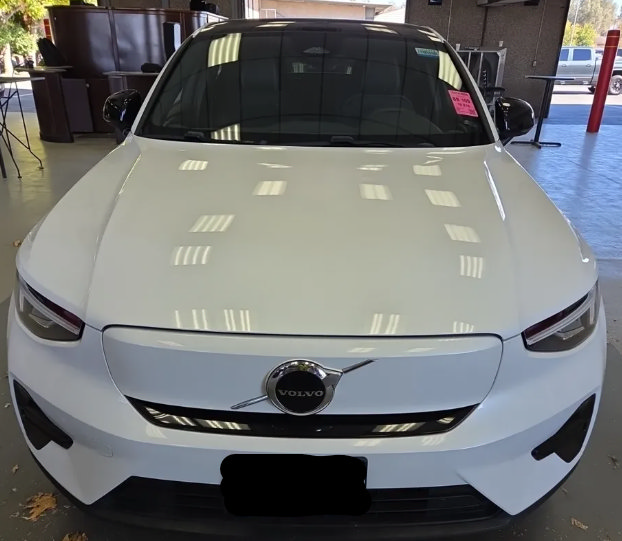 Used 2023 Volvo C40 Recharge Core w/ Protection Package Premier AWD/4WD image 5