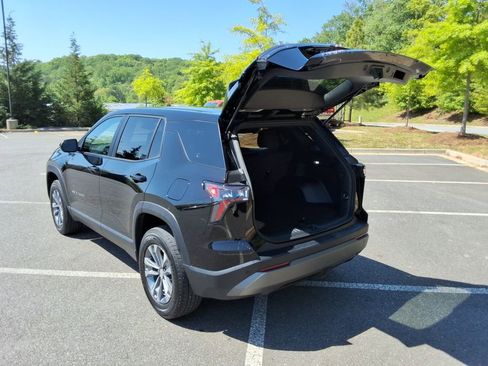 Certified 2025 Chevrolet Equinox LT image 15