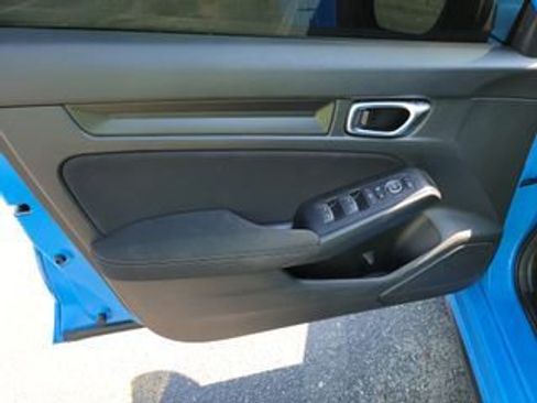 Used 2025 Honda Civic Sport image 8