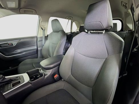 Used 2024 Toyota RAV4 LE image 13