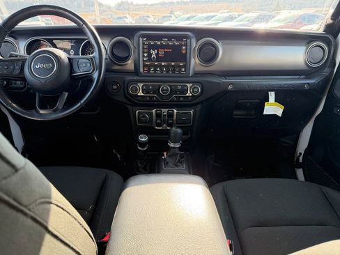 Used 2021 Jeep Wrangler Unlimited Sport image 20