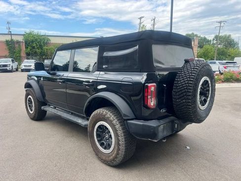 Used 2023 Ford Bronco Outer Banks w/ Sasquatch Package AWD/4WD image 7