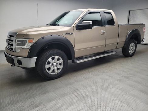 Used 2014 Ford F150 Lariat w/ Equipment Group 502A Luxury AWD/4WD image 2