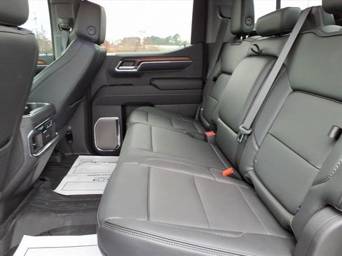 Used 2024 GMC Sierra 1500 Denali w/ Denali Reserve Package image 25