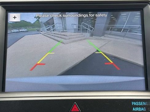 Used 2017 Ford Taurus Limited FWD image 15