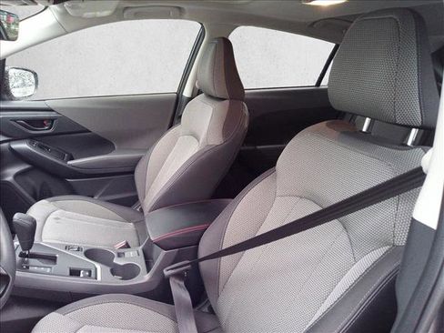 Used 2024 Subaru Crosstrek 2.0i Premium image 10