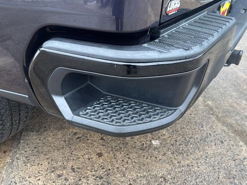 Used 2022 Chevrolet Silverado 1500 Custom Trail Boss image 37