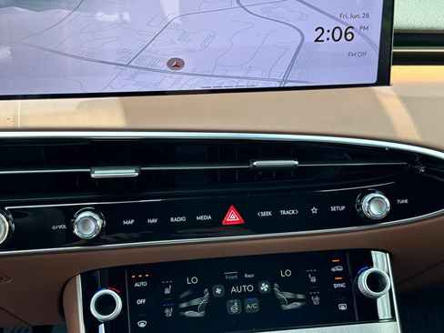 New 2026 Genesis GV70 2.5T Advanced AWD/4WD image 28